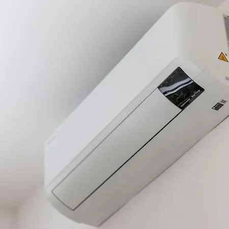 Apartamento -zona San Paolo- Elegante Loft Con Wi-fi E Ac *