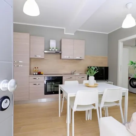 Apartamento -zona San Paolo- Elegante Loft Con Wi-fi E Ac *